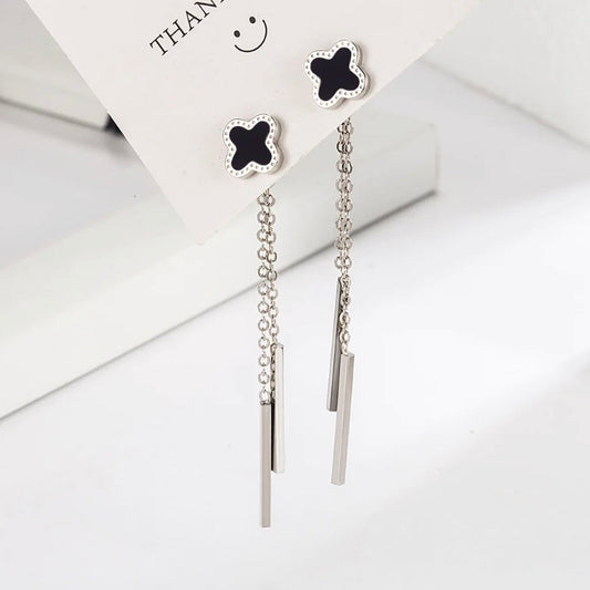 Oil Dripping Four-leaf Clover Earrings A Two Wearing Leaf Trend Romantic and Versatile Earrings for Women's