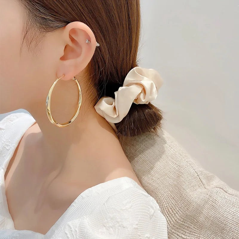 New Personality Gold Color Big Hoop Earrings Thick Twist Circle Earrings for Women Statement Jewelry Boucles d'oreilles